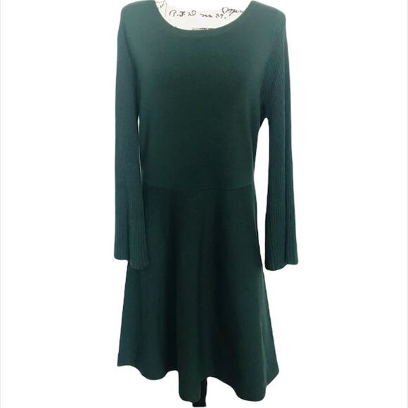 ✨ Ann Taylor Emerald Pleated Flare Sleeve Sweater Dress✨ - Picture 2 of 11